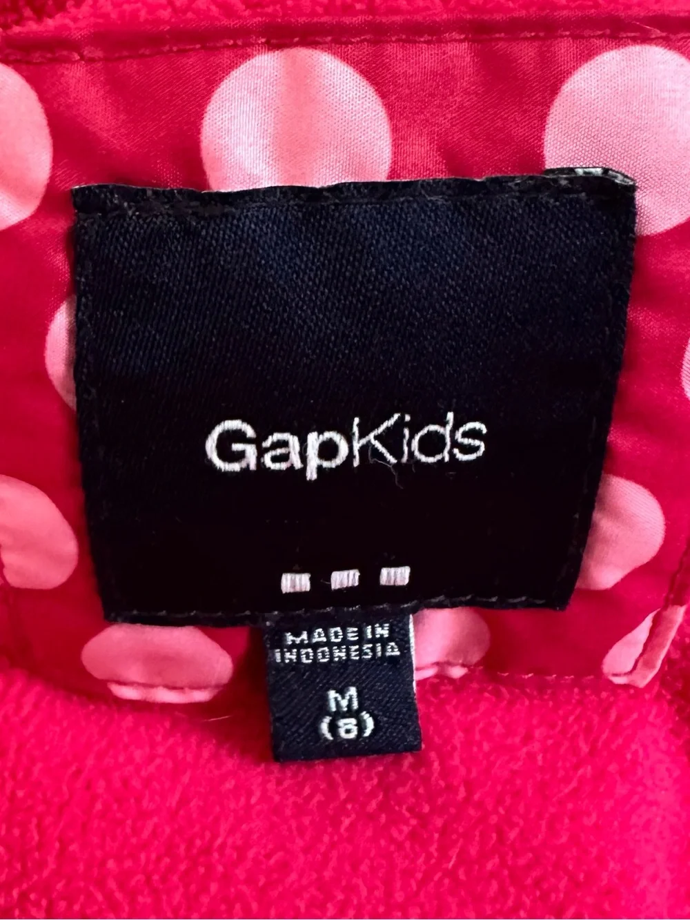 Gap Kids fleece lined puffer vest, size 8